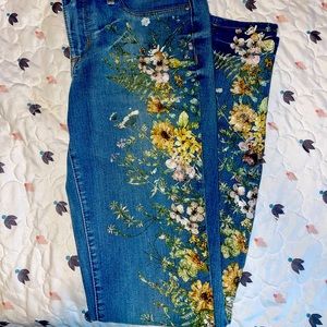 Jessica Simpson Floral Kiss Me Skinny Jean